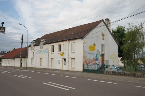 École privée Ecole Privée St Nicolas Dole