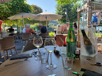 Atmosphère du Restaurant français Le Beau Rivage à Aiguebelette-le-Lac - n°8