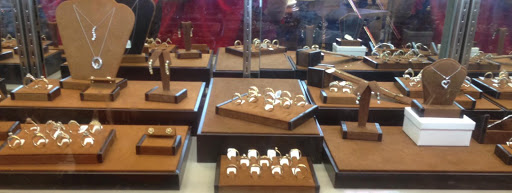 Pawn Shop «Integrity Gun & Pawn», reviews and photos, 301 NE US 24 HWY, Topeka, KS 66608, USA