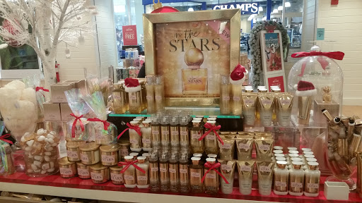 Beauty Supply Store «Bath & Body Works», reviews and photos, 9349 W Atlantic Blvd, Coral Springs, FL 33071, USA