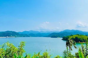 Lookout Point Sungai Selangor Dam image