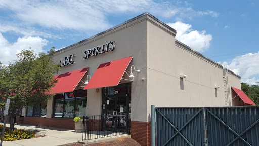 Liquor Store «Mecklenburg County ABC Store #25», reviews and photos, 4450 Randolph Rd #25, Charlotte, NC 28211, USA