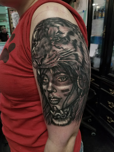 Tattoo Shop «Good Times Tattoo Company», reviews and photos, 14375 60th St N, Oak Park Heights, MN 55082, USA