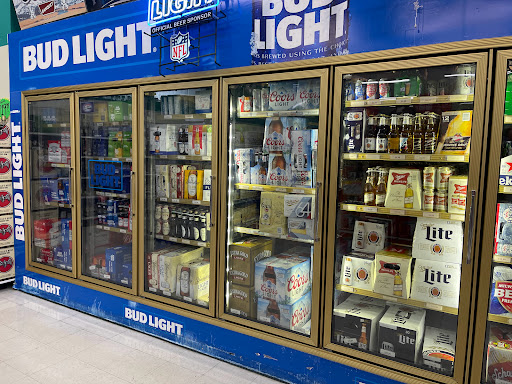 Liquor Store «Connecticut Beverage Mart», reviews and photos, 955 Washington St, Middletown, CT 06457, USA