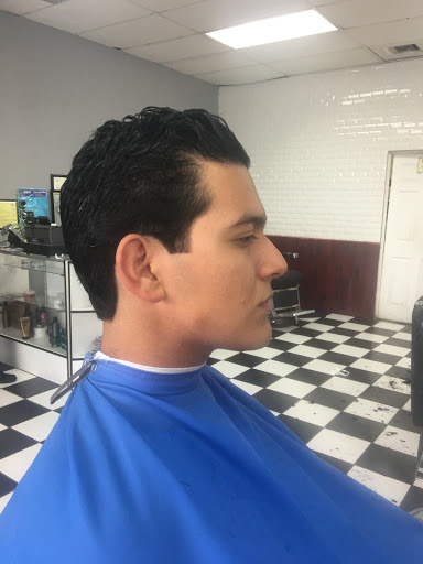 Barber Shop «The Saloon Barber Shop», reviews and photos, 13678 Telegraph Rd, Whittier, CA 90604, USA