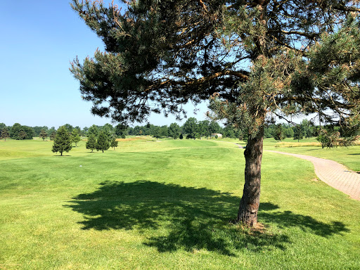 Golf Course «Flatbush Golf Course», reviews and photos, 940 Littlestown Rd, Littlestown, PA 17340, USA