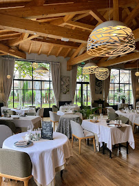 Atmosphère du Restaurant français Restaurant La Vieille Auberge - Casteljaloux - n°2