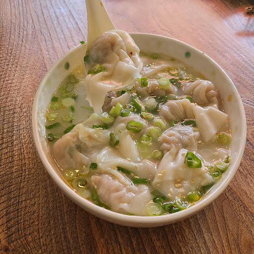 Julies Noodle image