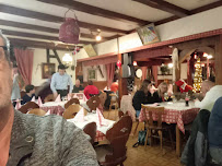 Atmosphère du Restaurant français Restaurant À l'Arbre Vert à Weyersheim - n°2