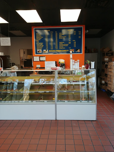 Donut Shop «Clifton Donut Shop», reviews and photos, 2317 Brownsboro Rd, Louisville, KY 40206, USA