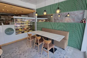 A La Creme Cakeshop Cafe San Fernando JASA Dolores image