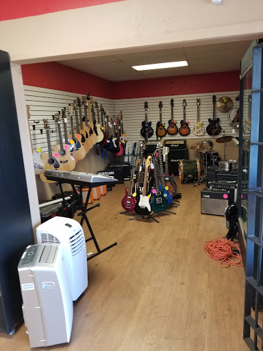 Pawn Shop «EZ Money Pawn», reviews and photos, 2050 W Guadalupe Rd, Mesa, AZ 85202, USA