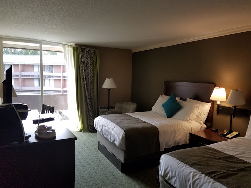 Painter «Cascade Painting and Restoration», reviews and photos, 2116 SE Grant St, Portland, OR 97214, USA