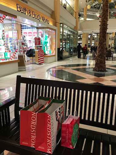 Department Store «Nordstrom Somerset Collection», reviews and photos, 2850 W Big Beaver Rd, Troy, MI 48084, USA