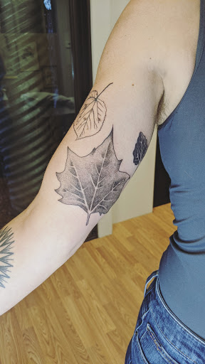 Explore men half sleeve tattoo ideas, creative tattoo ideas in Carbondale, available at Bonedale Tattoo