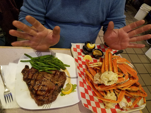 Seafood Restaurant «Hilltop Crab House», reviews and photos, 8980 Gap Newport Pike, Toughkenamon, PA 19374, USA