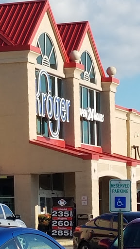 Grocery Store «Kroger», reviews and photos, 120 S Memorial Dr, New Castle, IN 47362, USA