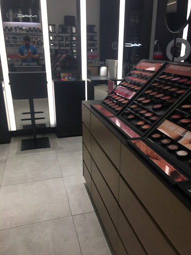 Cosmetics Store «MAC Cosmetics», reviews and photos, 3333 Bristol St, Costa Mesa, CA 92626, USA