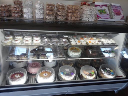 Letty's Cakes & More
