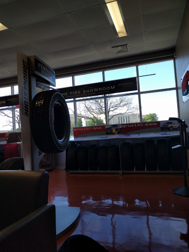 Tire Shop «Firestone Complete Auto Care», reviews and photos, 856 Granby St, Norfolk, VA 23510, USA