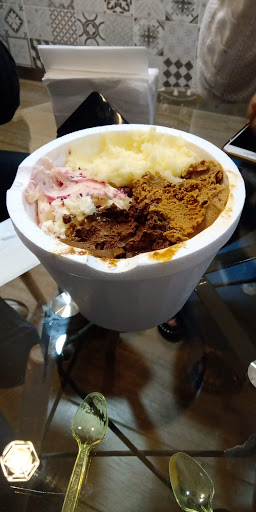 Heladería Donna - Ice cream shop,Cafeteria en EBV