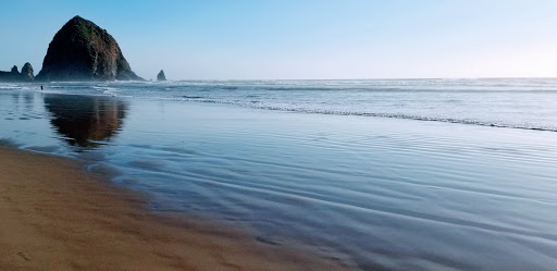 Grocery Store «Theresa Family Market», reviews and photos, 1170 S Hemlock St, Cannon Beach, OR 97110, USA