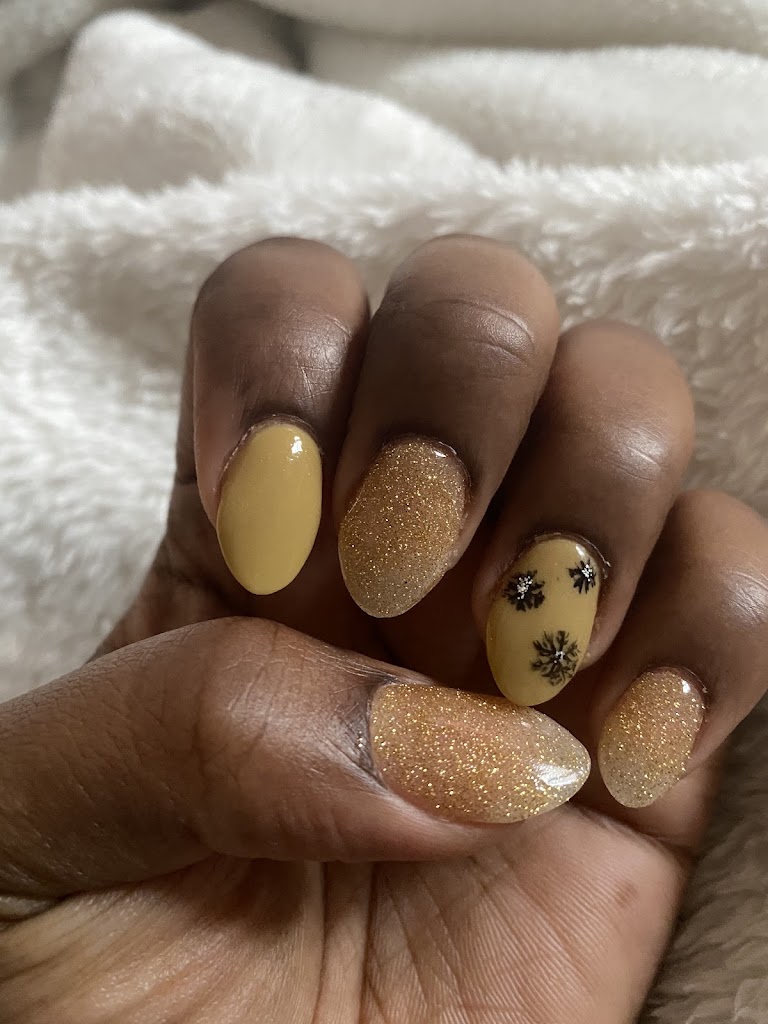 New Fantastic Nail & Spa 12414