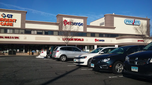 Liquor Store «Liquor World», reviews and photos, 136 Berlin Rd, Cromwell, CT 06416, USA