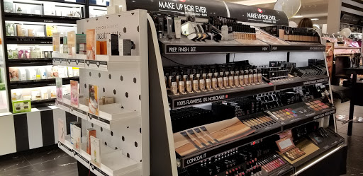 Outdoor Sports Store «Sierra Trading Post», reviews and photos, 5916 Barnes Rd, Colorado Springs, CO 80922, USA