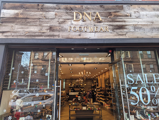 DNA Footwear Park Slope, 220 5th Ave, Brooklyn, NY 11215, USA, 