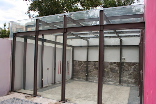 Vanotec, Puertas de Aluminio y Ventanas de Alumino