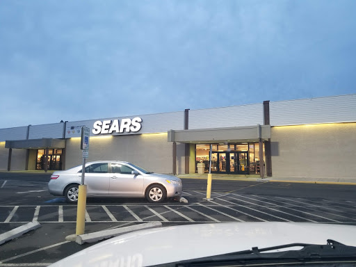 Shopping Mall «Valley Mall», reviews and photos, 2529 Main St, Union Gap, WA 98903, USA