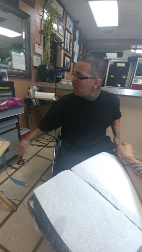 Tattoo Shop «Distinctive Ink», reviews and photos, 8415 Rosemead Blvd, Pico Rivera, CA 90660, USA