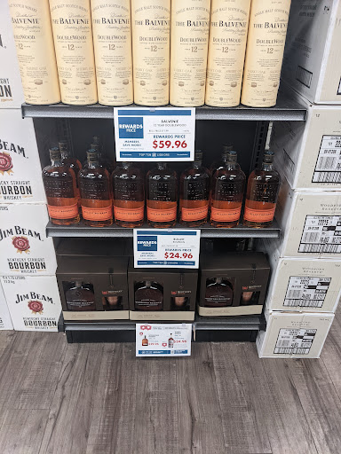 Liquor Store «Top Ten Liquors», reviews and photos, 5111 Excelsior Blvd, St Louis Park, MN 55416, USA