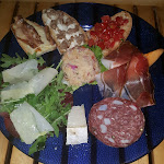 Photo n°8 de l'avis de roman.e fait le 05/09/2019 à 15:41 sur le  Isola che non c'è à Fighille, Citerna