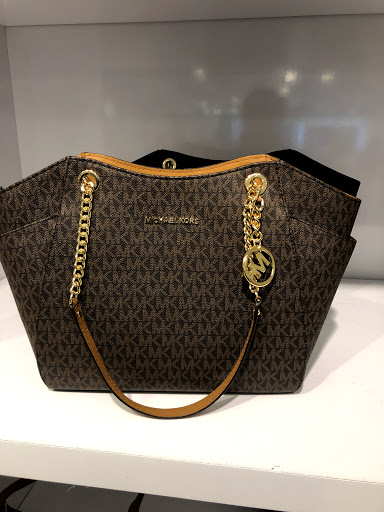 Fashion Accessories Store «Michael Kors», reviews and photos, 20-A Killingworth Turnpike #430, Clinton, CT 06413, USA