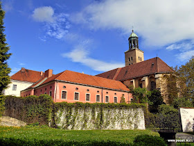 Slezska univerzita - Filozoficko-prirodovedecka fakulta - Ustredni knihovna