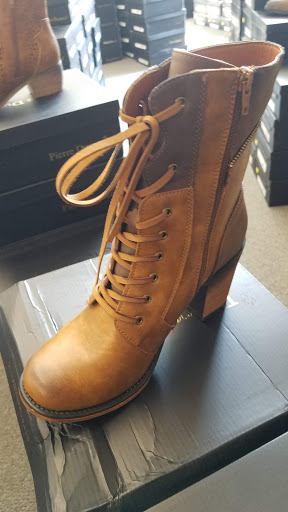 Shoe Store «The Shoe Shop», reviews and photos, 307 US-64, Waynesboro, TN 38485, USA