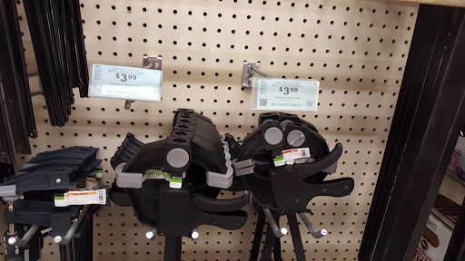 Hardware Store «Harbor Freight Tools», reviews and photos, 1335 N Mason St, Portland, OR 97217, USA