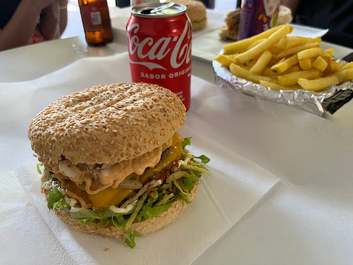 Rota 23 hamburgueria em Funchal