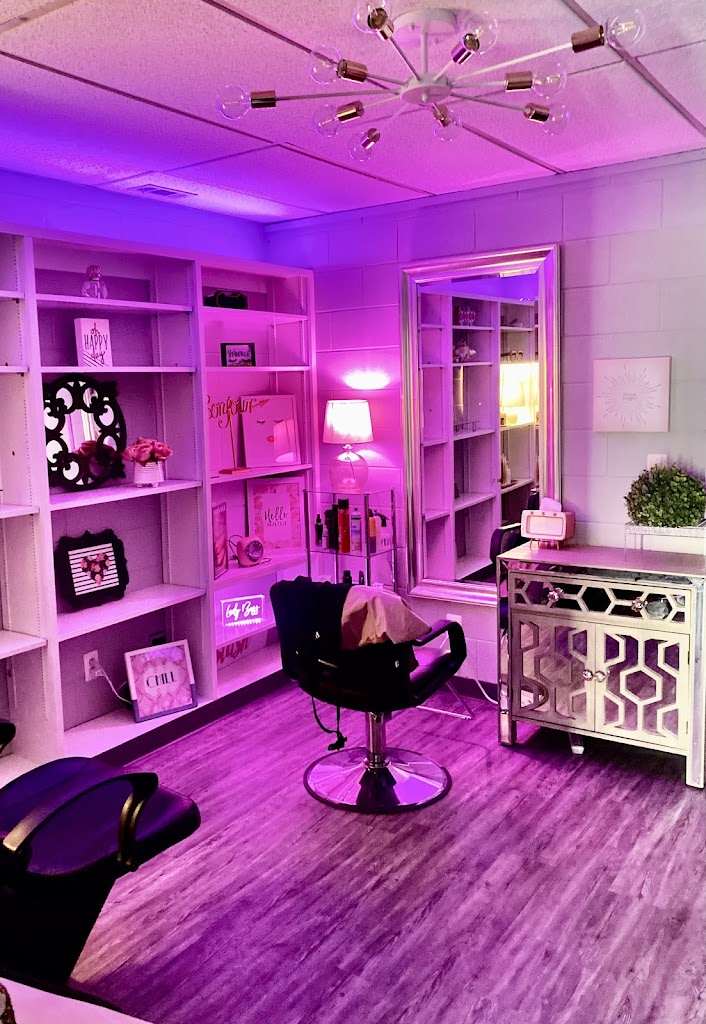 The Hair Lounge 72701