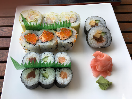 Unkai Bar & Sushi