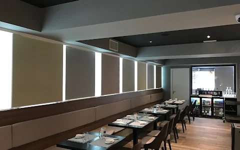 Restaurant Sushi Taller image