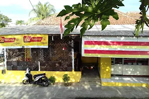 Warung Nasi Cikupa Teh Iyus image