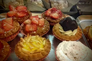 Caffetteria Pasticceria Mario - Produzione Propria Di Vannini Mario image