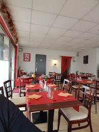Atmosphère du Pizzeria Restaurant Au Moulin Rouge à La Chaize-le-Vicomte - n°1