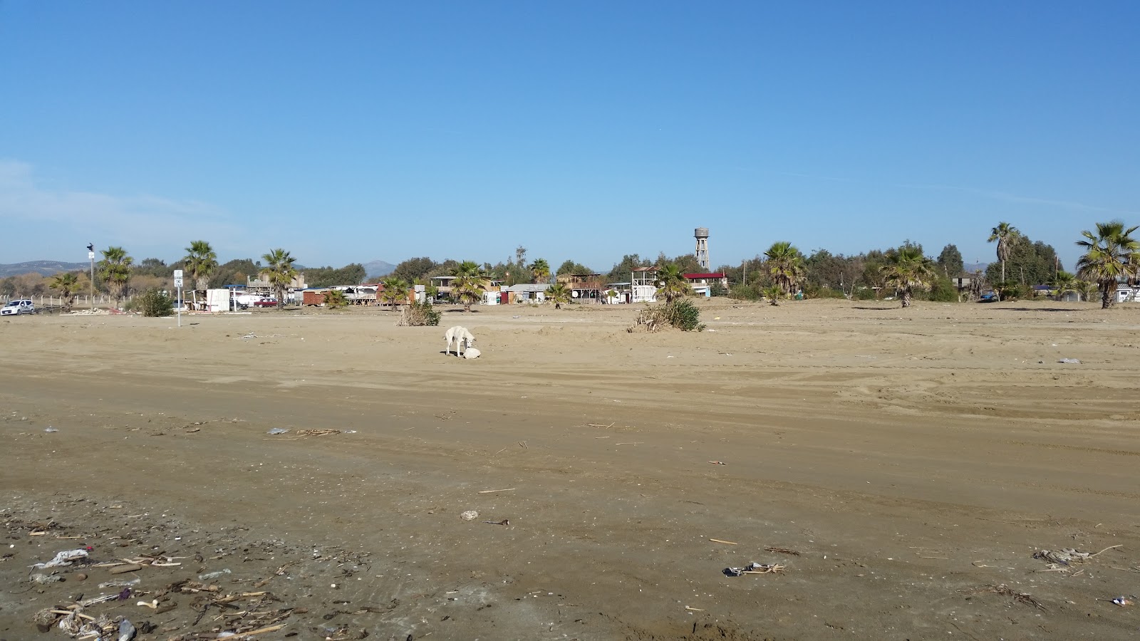 Φωτογραφία του Burnaz beach ubicado en área natural
