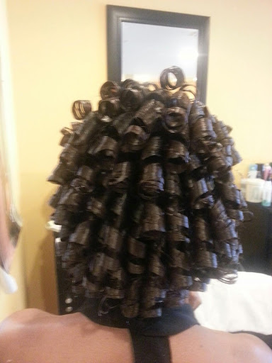 Beauty Salon «Eliza Dominican Beauty Salon», reviews and photos, 1341 Chester Pike, Sharon Hill, PA 19079, USA