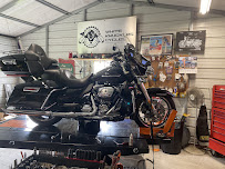 White Knuckles Cycles