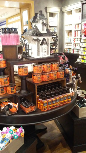 Beauty Supply Store «Bath & Body Works», reviews and photos, 34986 Midway Outlet Dr, Rehoboth Beach, DE 19971, USA